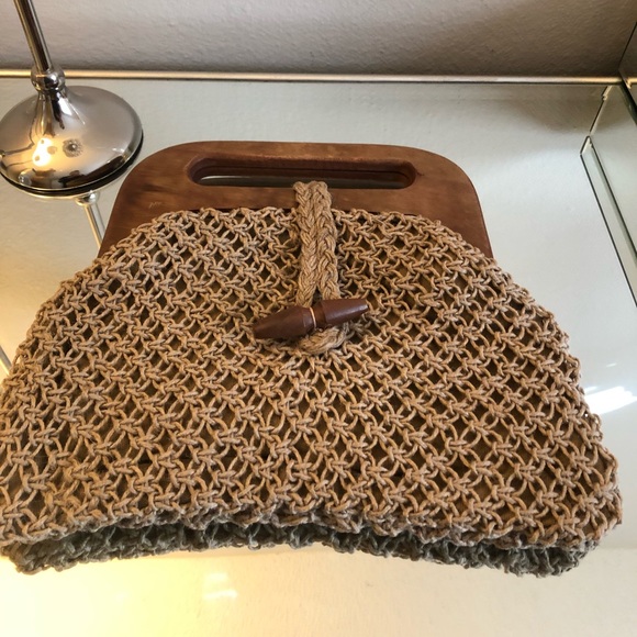 Lovestich Crochet Wood Clutch - Picture 4 of 6